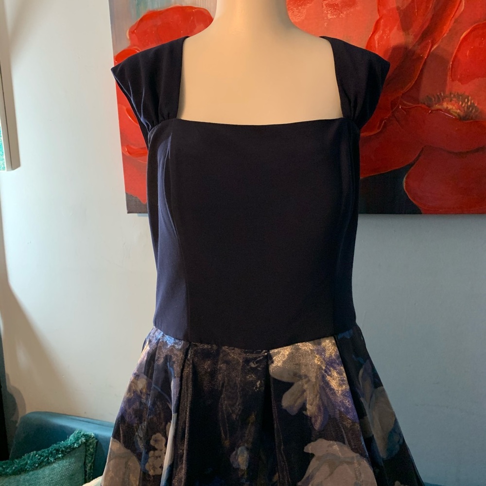 Eliza J size 10 navy blue formal dress - Picture 2 of 10